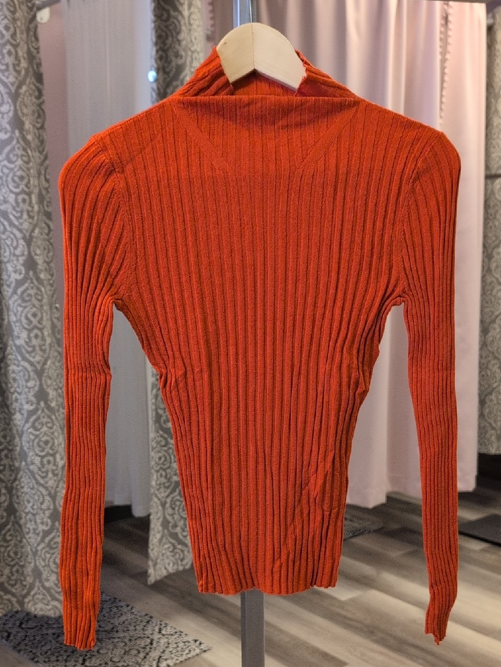 A.L.C. Ribbed Knit V-Neck Sweater - Red-Orange
